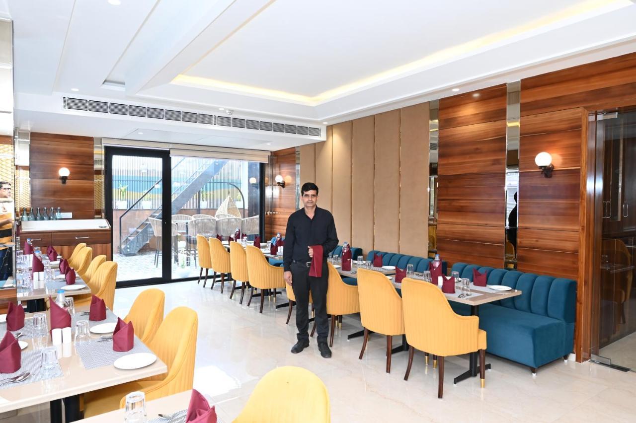 Hotel Classio Royale Amritsar Buitenkant foto