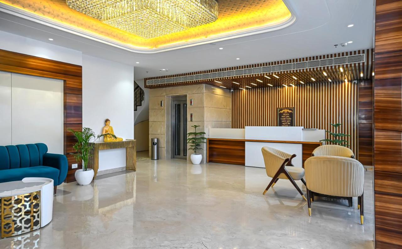 Hotel Classio Royale Amritsar Buitenkant foto