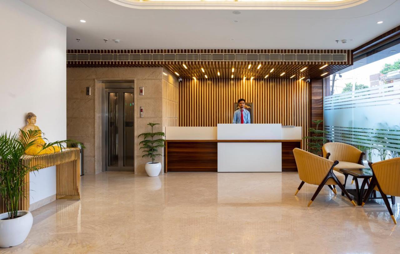 Hotel Classio Royale Amritsar Buitenkant foto