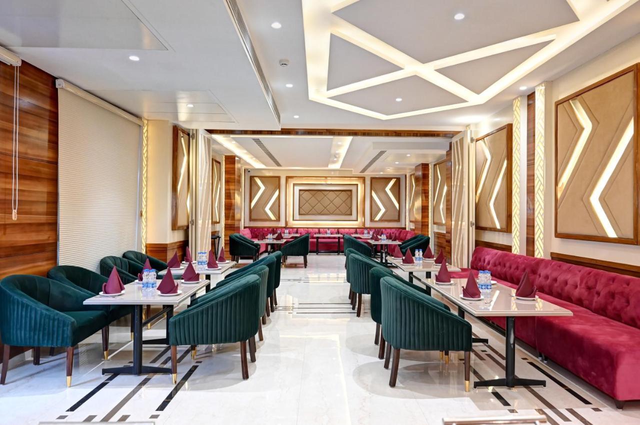 Hotel Classio Royale Amritsar Buitenkant foto