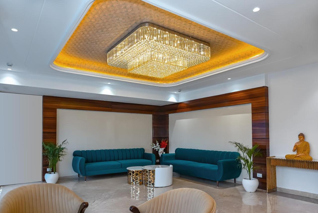 Hotel Classio Royale Amritsar Buitenkant foto