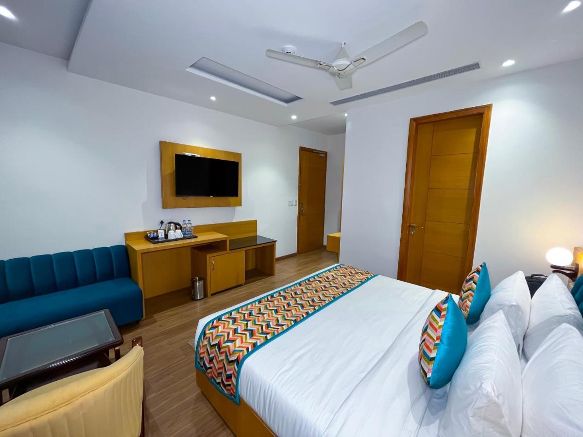 Hotel Classio Royale Amritsar Buitenkant foto